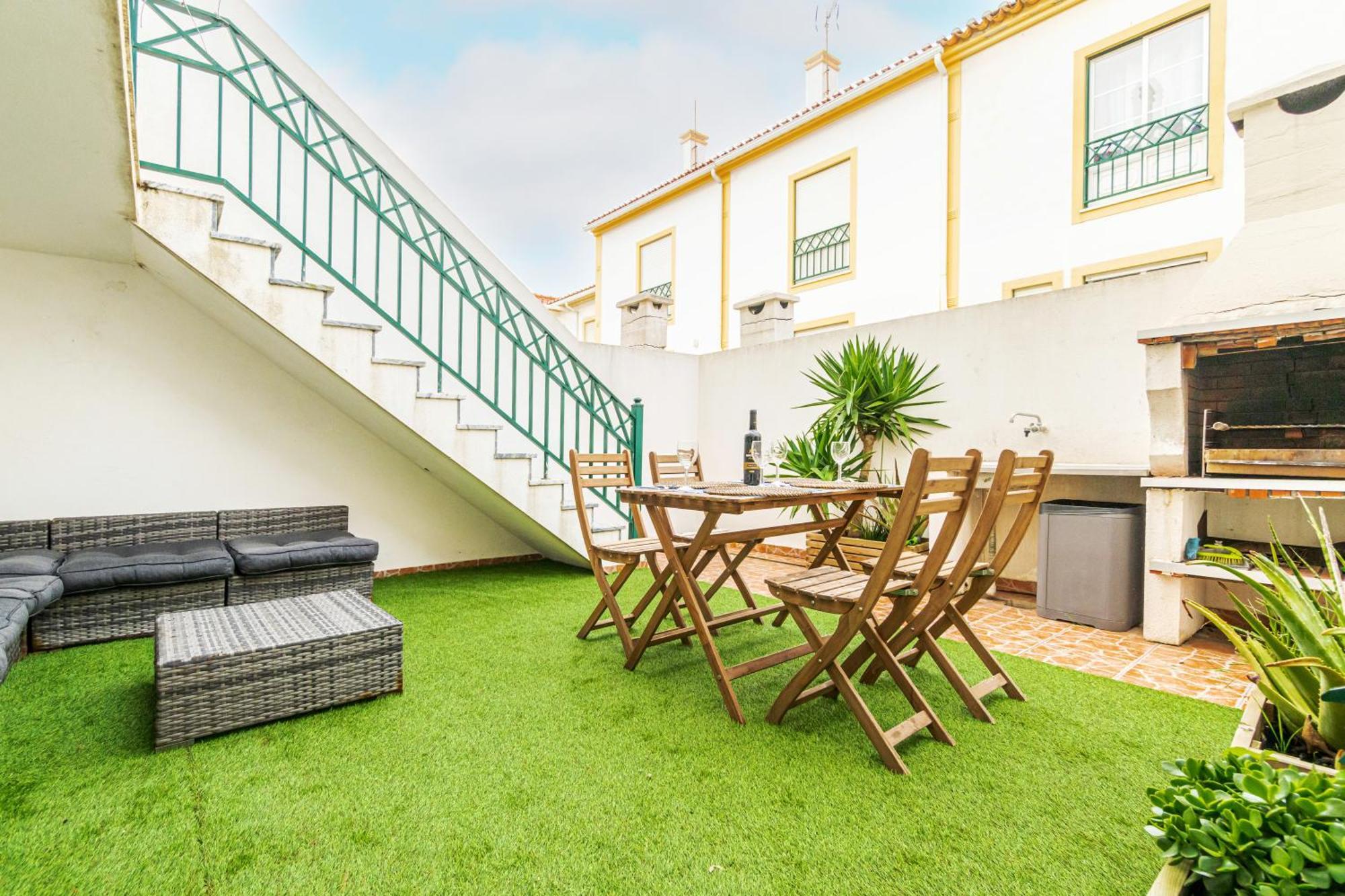 Baleal Happiness Surf House Villa Ferrel  Exteriör bild