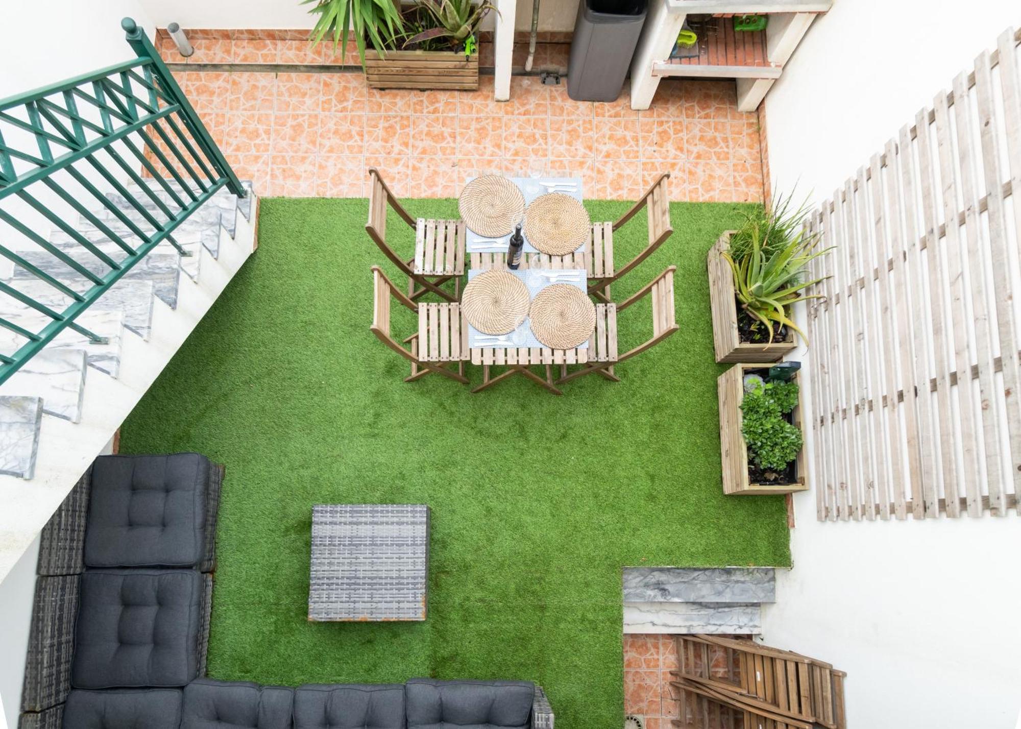 Baleal Happiness Surf House Villa Ferrel  Exteriör bild